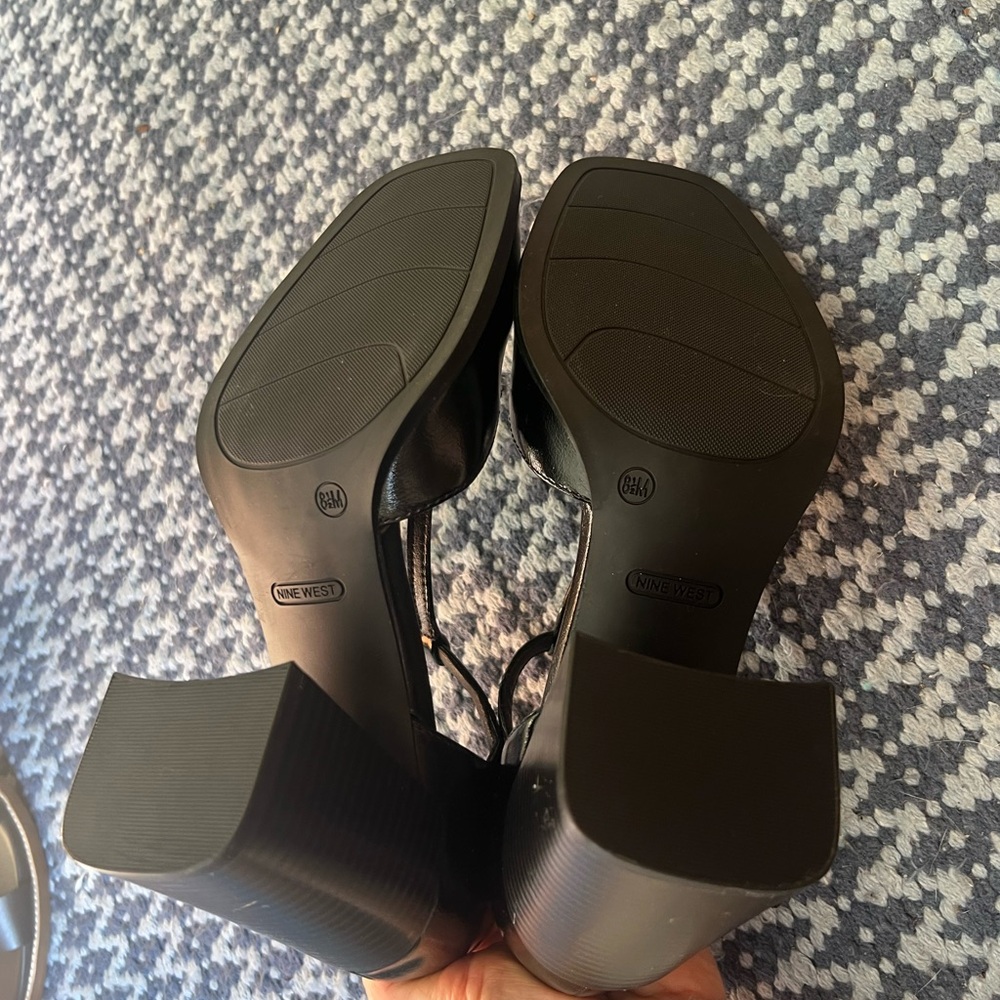 🖤New Nine West Janky T-strap heels black 8.5 - Picture 8 of 9